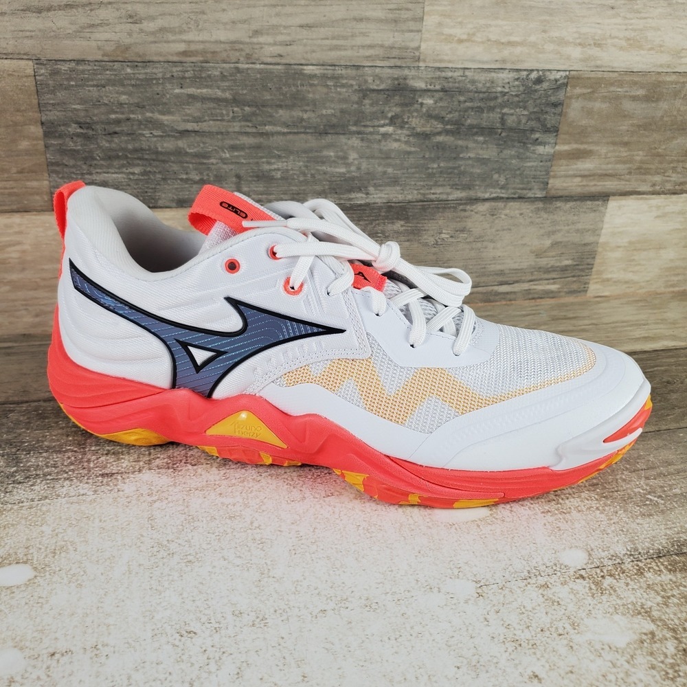 Mizuno Wave Momentum 4 Elite Mens 10.5 White Fiery Cora Sneakers